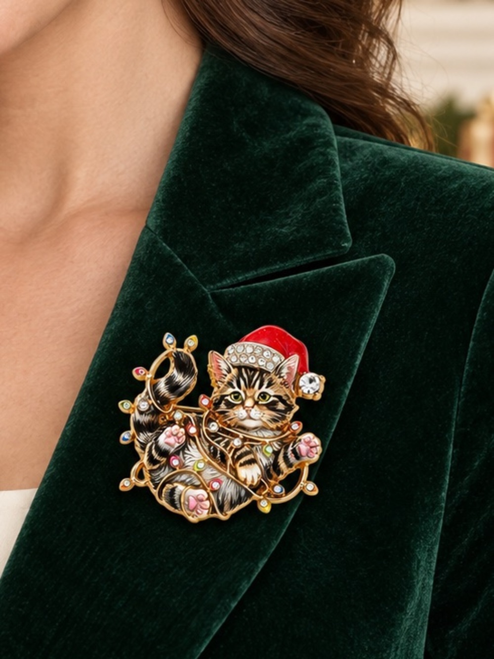 Christmas Tabby Cat Santa Festive Gold Brooch - Picture 8 of 8